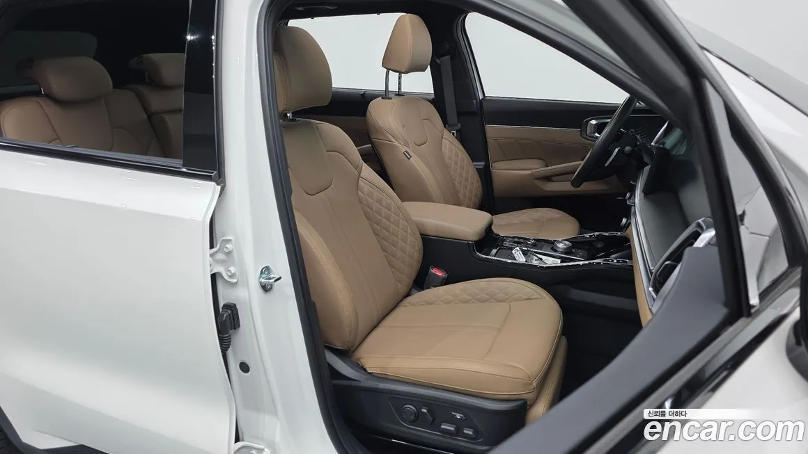 Kia Sorento — фото 9