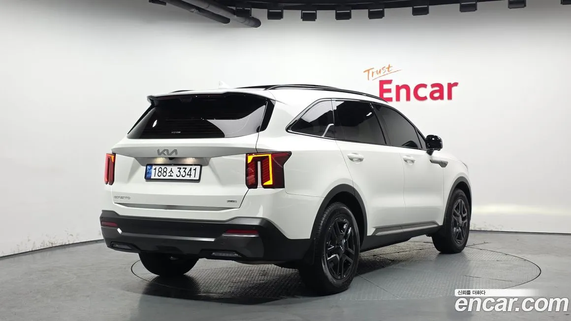 Kia Sorento — фото 7