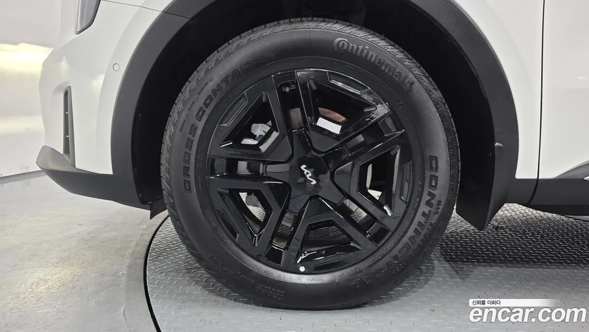 Kia Sorento — фото 6