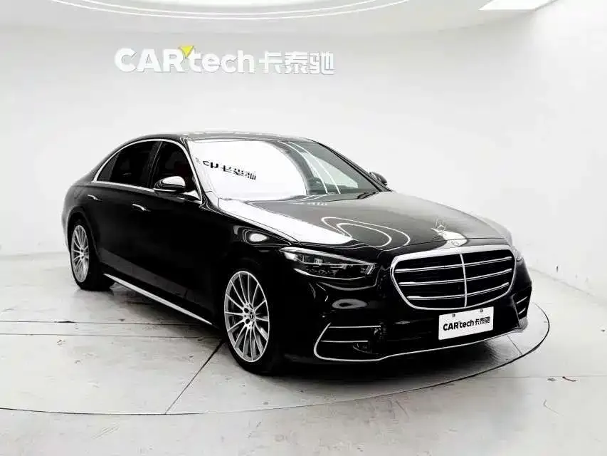 Mercedes-Benz S-Class — фото 1