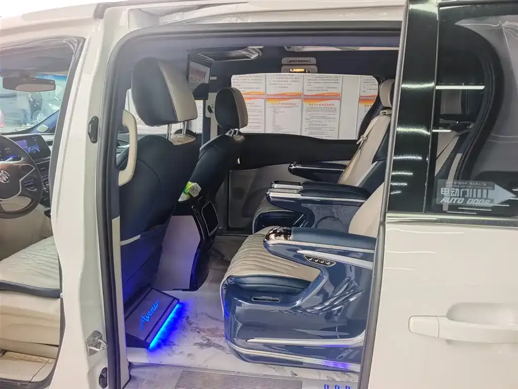 Buick GL8 2023 из CN, фото 8