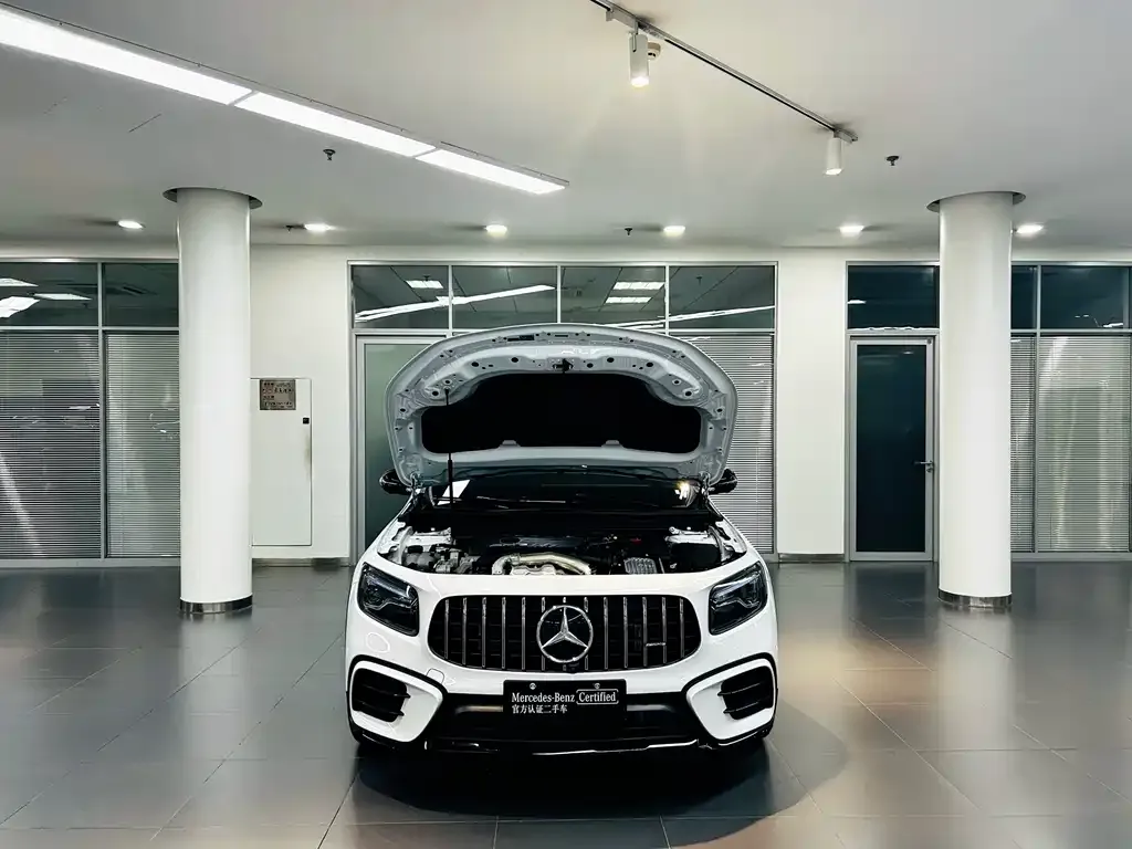 Mercedes-Benz GLB AMG — фото 3