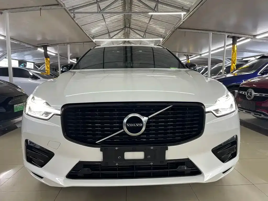 Volvo XC60 2021 из CN, фото 10