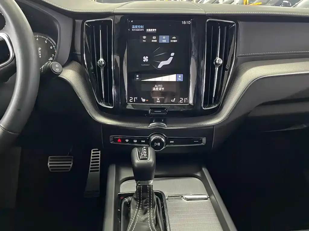 Volvo XC60 2021 из CN, фото 4