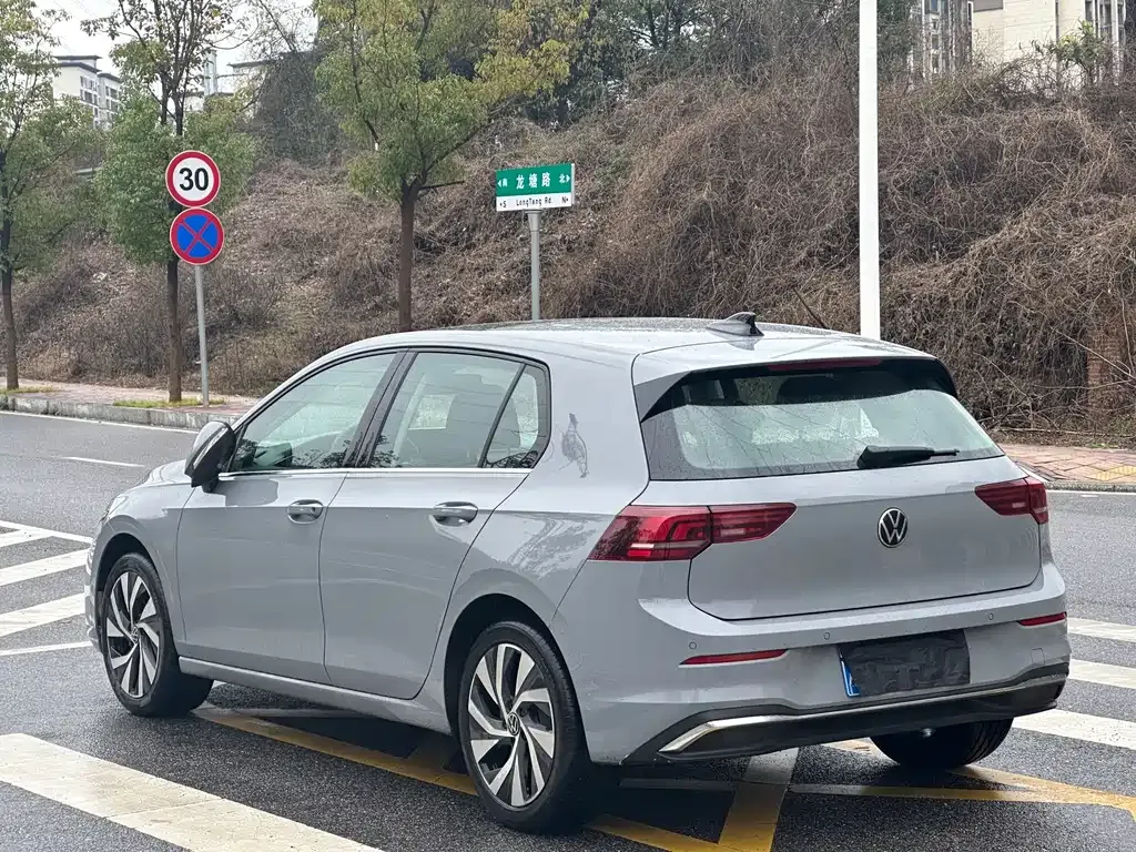 Volkswagen Golf 2025 из CN, фото 7