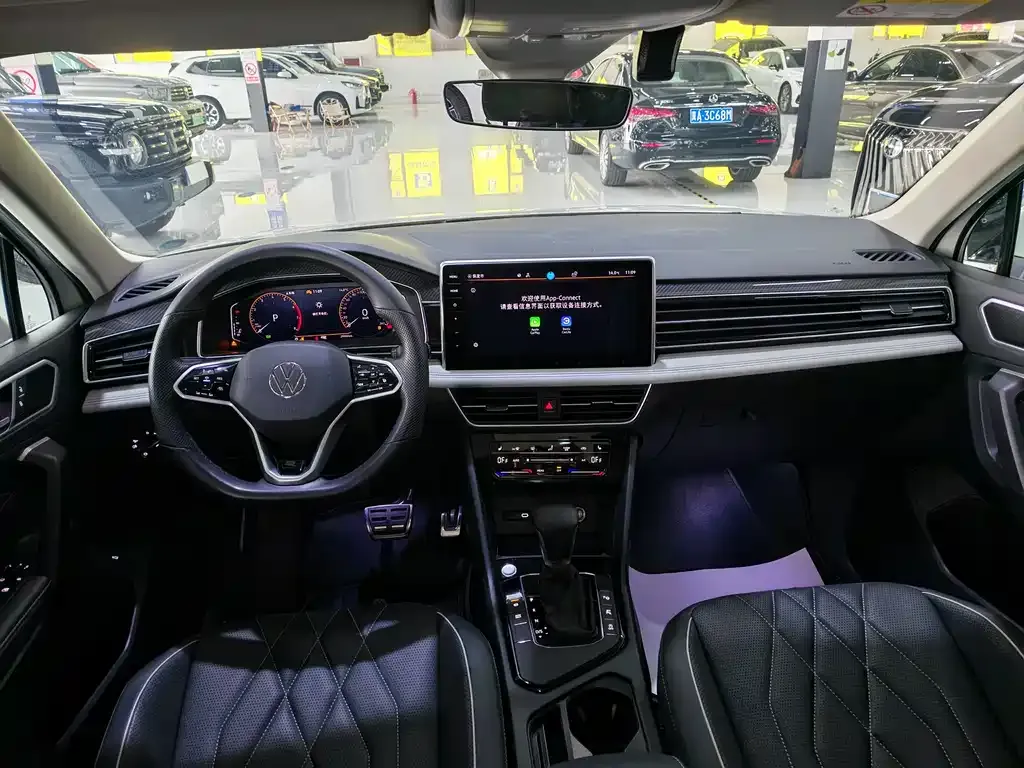 Volkswagen Tiguan L 2023 из CN, фото 8