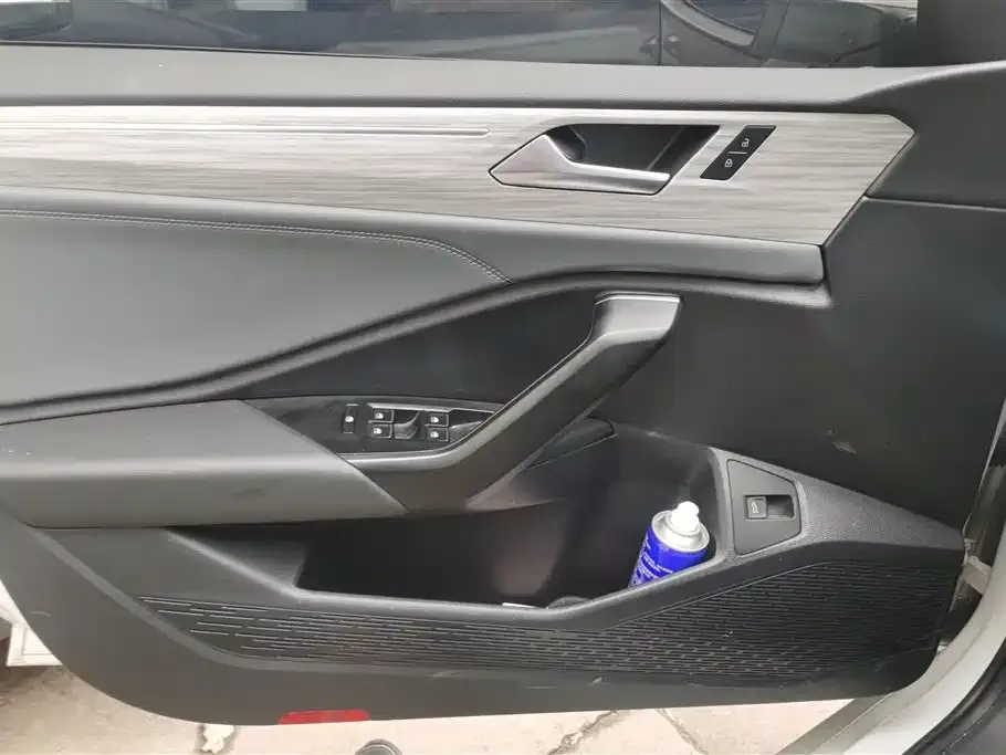 Volkswagen Sagitar 2023 из CN, фото 3