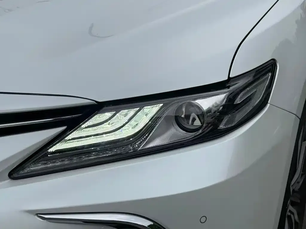 Toyota Camry 2022 из CN, фото 4