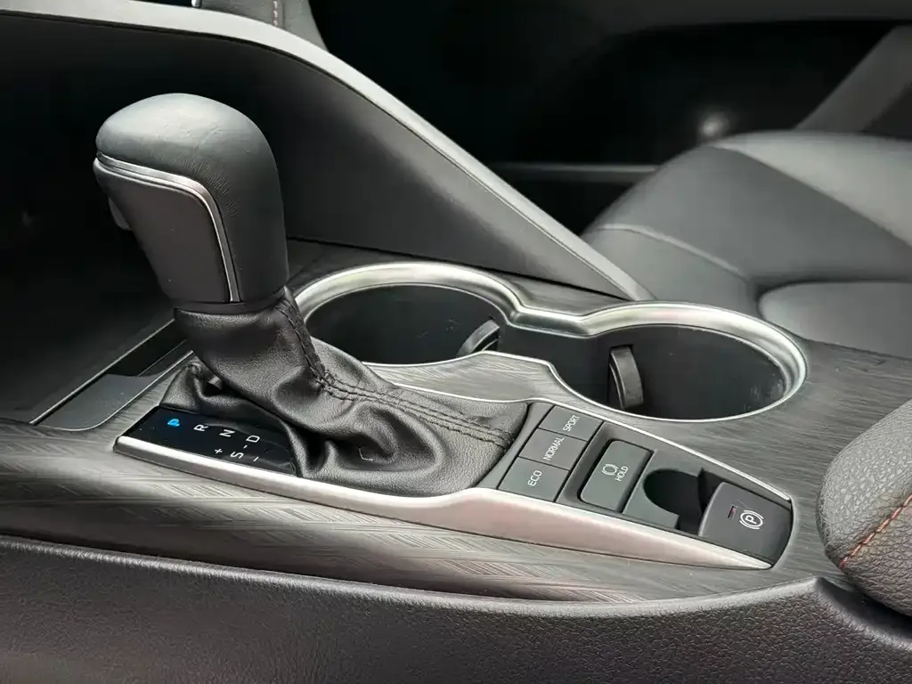 Toyota Camry 2022 из CN, фото 3