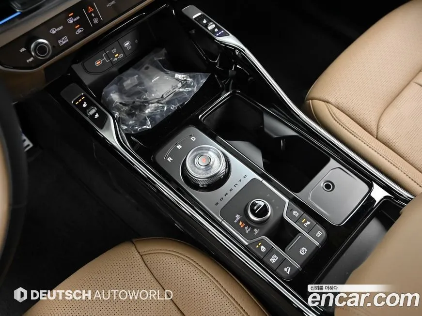 Kia Sorento — фото 8