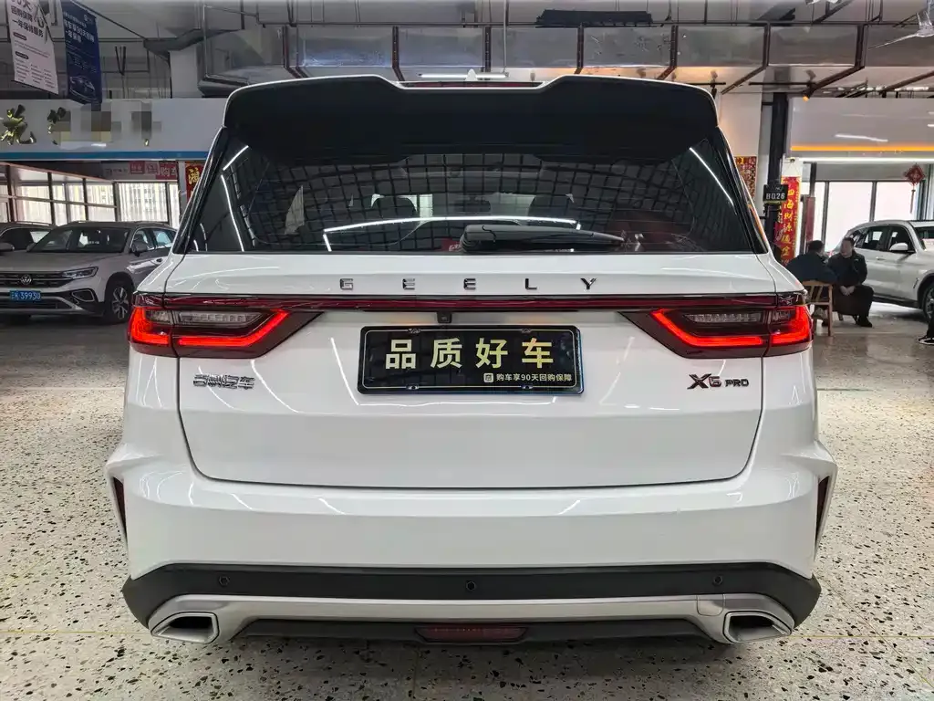 Geely Vision X6 — фото 8