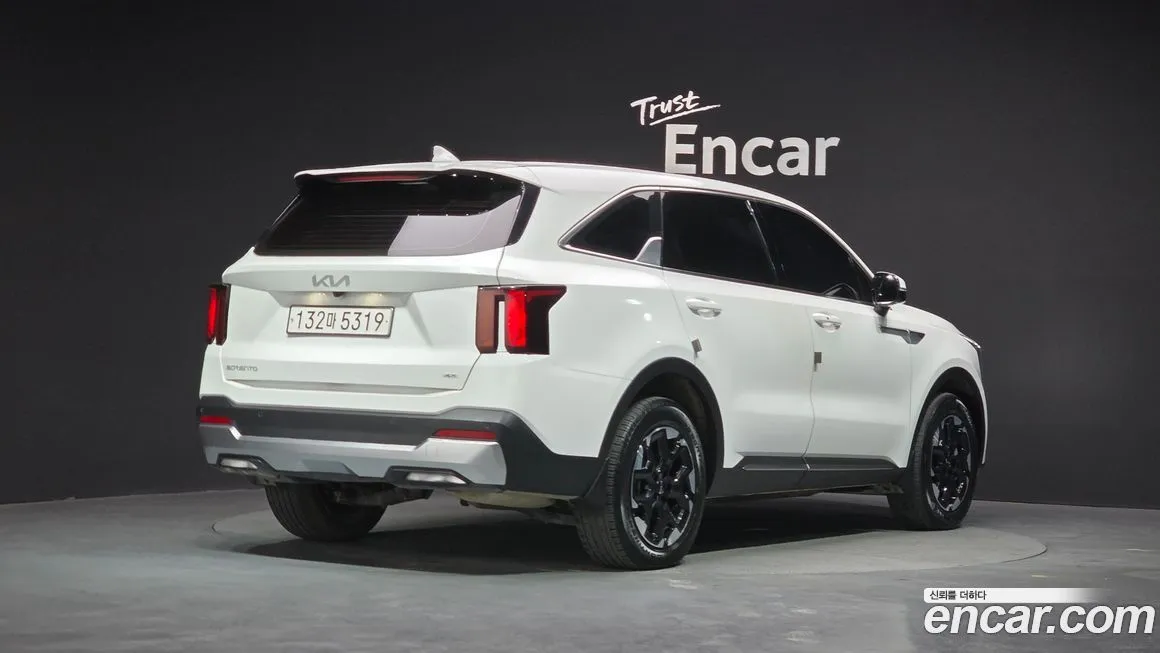 Kia Sorento — фото 6