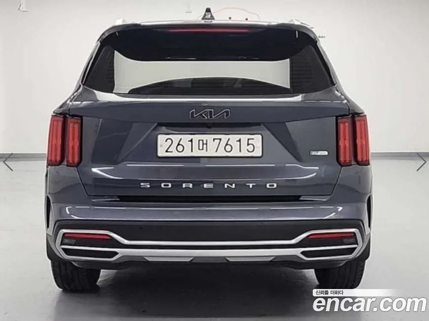 Kia Sorento — фото 7