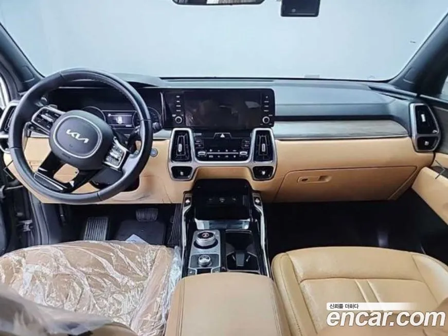 Kia Sorento — фото 10