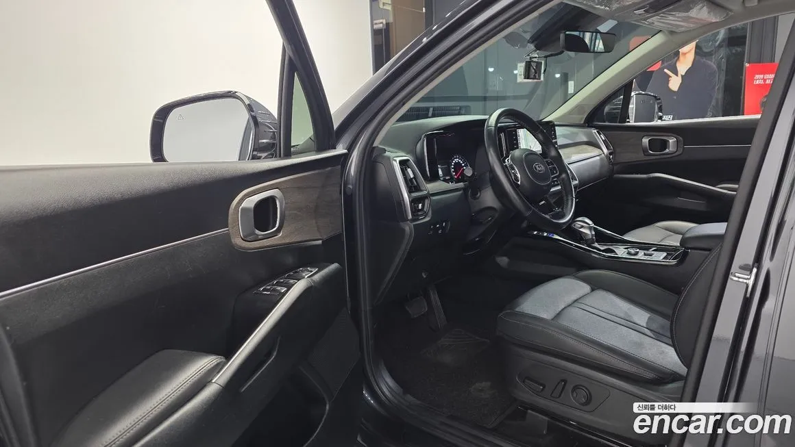 Kia Sorento — фото 5