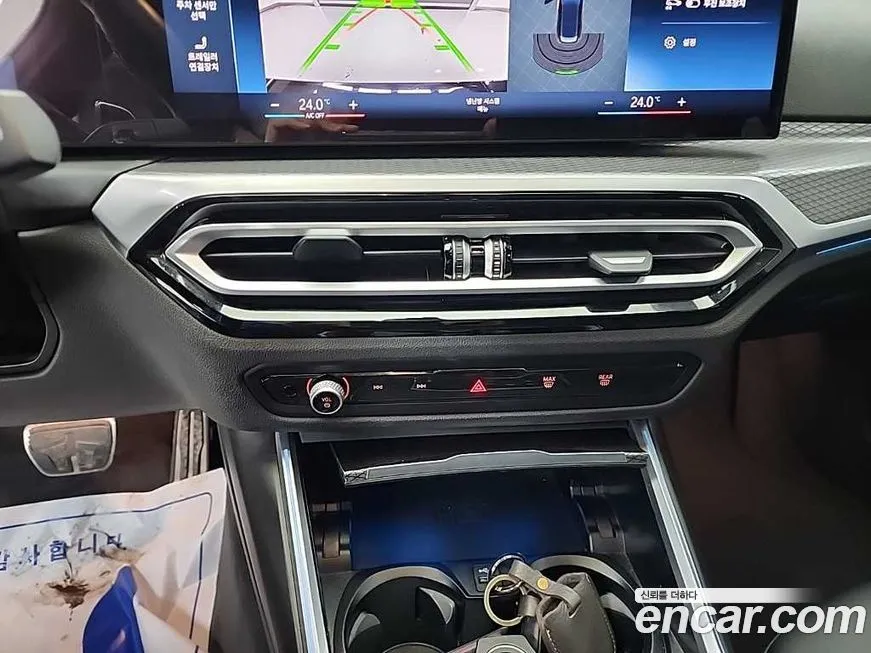 BMW 3-Series 2023 из KR, фото 10