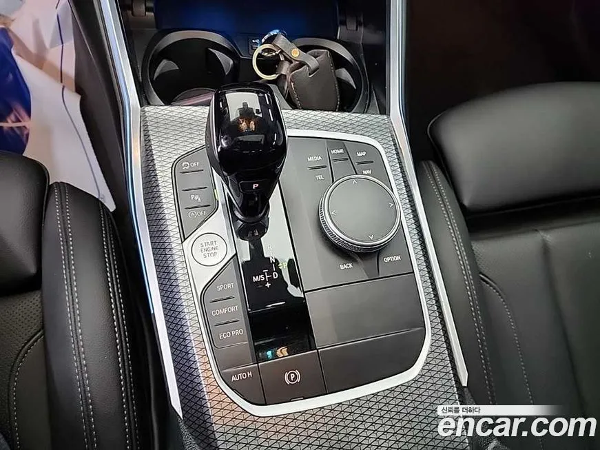 BMW 3-Series 2023 из KR, фото 9