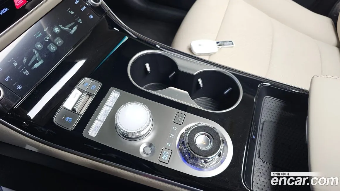 Genesis GV70 2025 из KR, фото 4