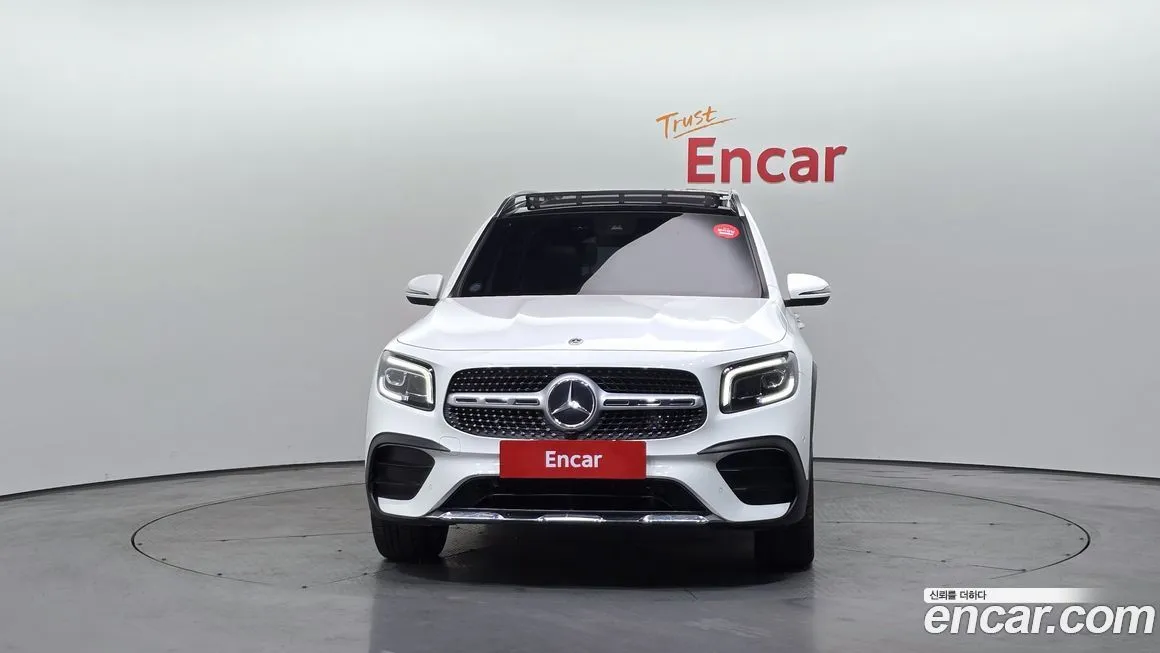 Mercedes-Benz GLB-Class — фото 2