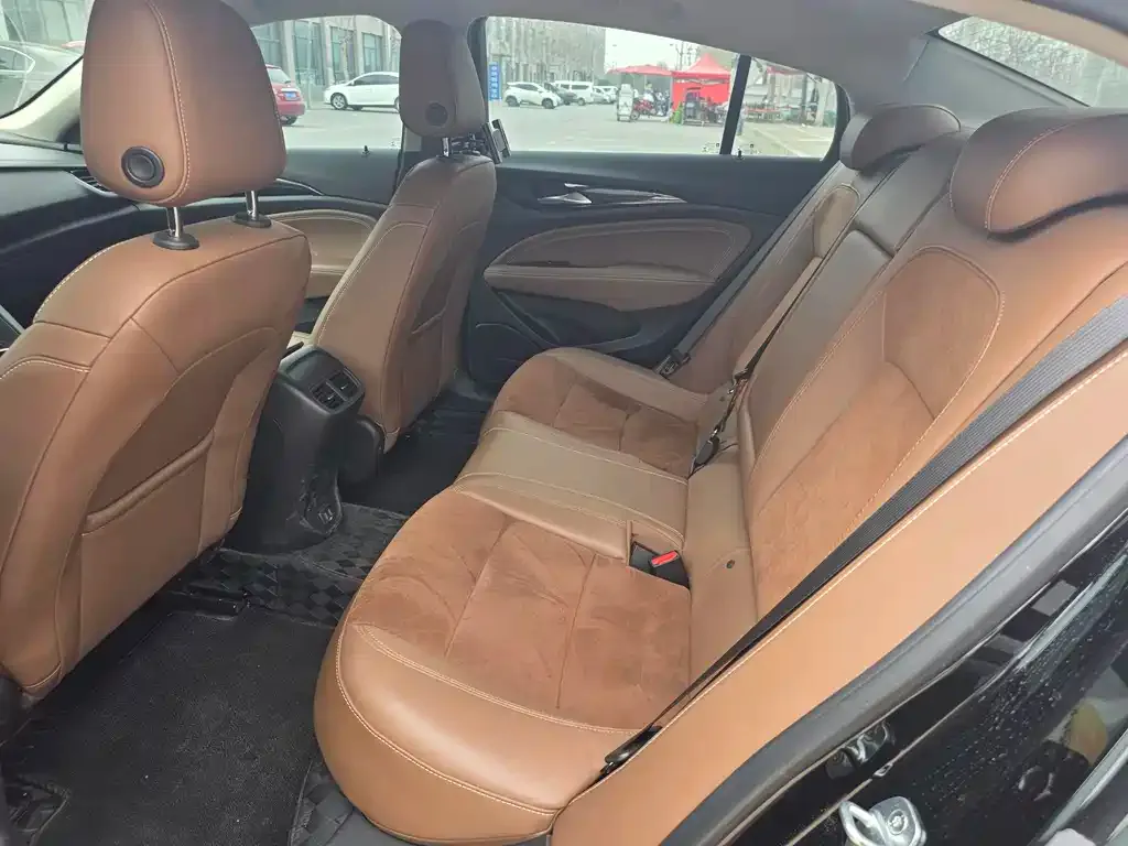 Buick Regal — фото 2