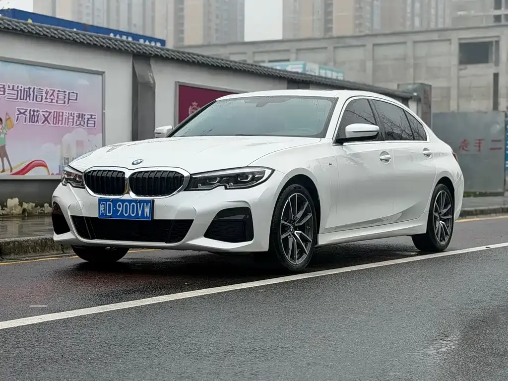 BMW 3 Series — фото 1