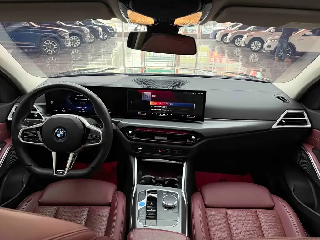BMW i3 2025 из CN, фото 3