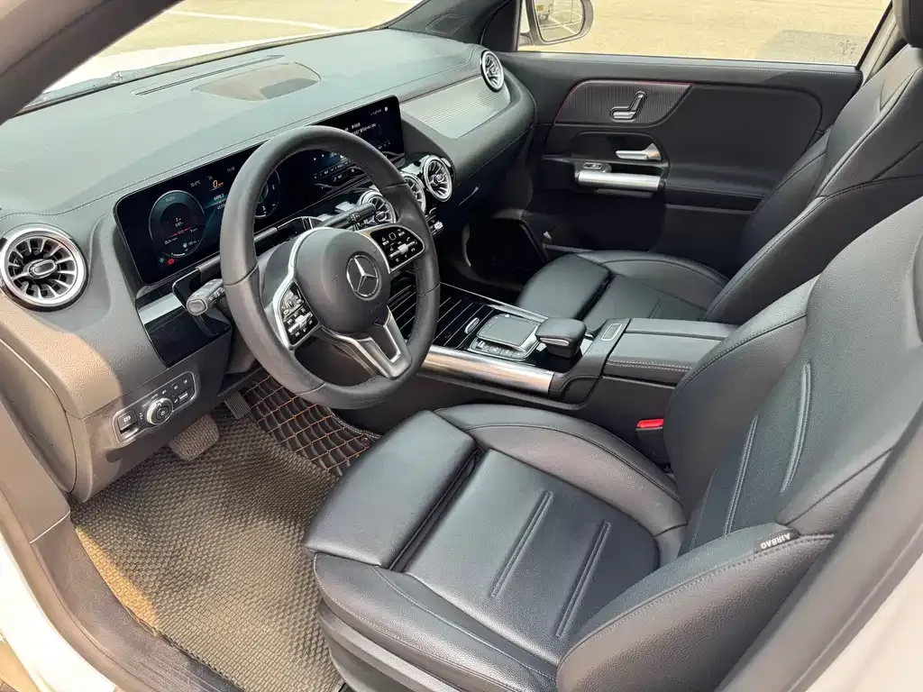 Mercedes-Benz GLA 2021 из CN, фото 2