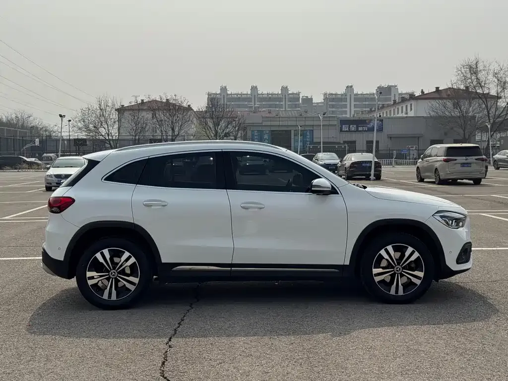 Mercedes-Benz GLA 2021 из CN, фото 10