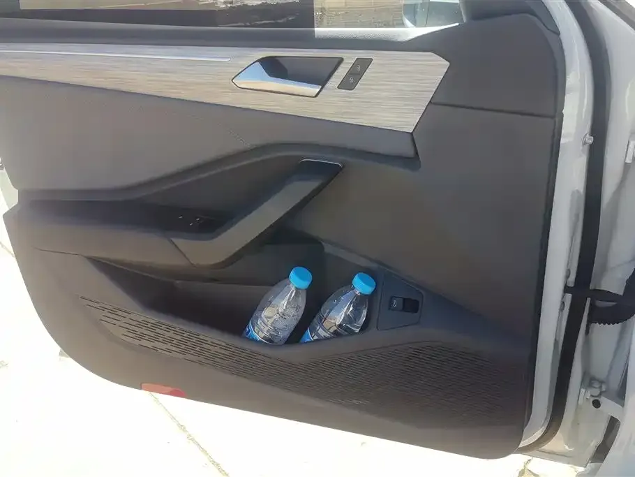 Volkswagen Sagitar 2024 из CN, фото 5