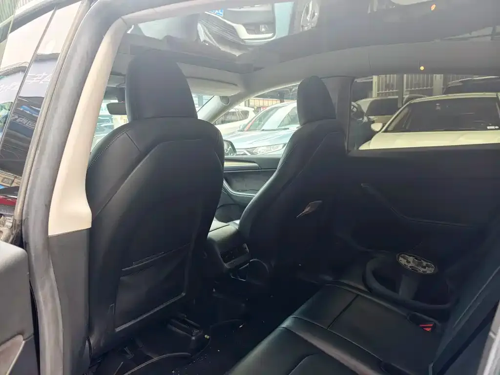 Tesla Model Y 2022 из CN, фото 7