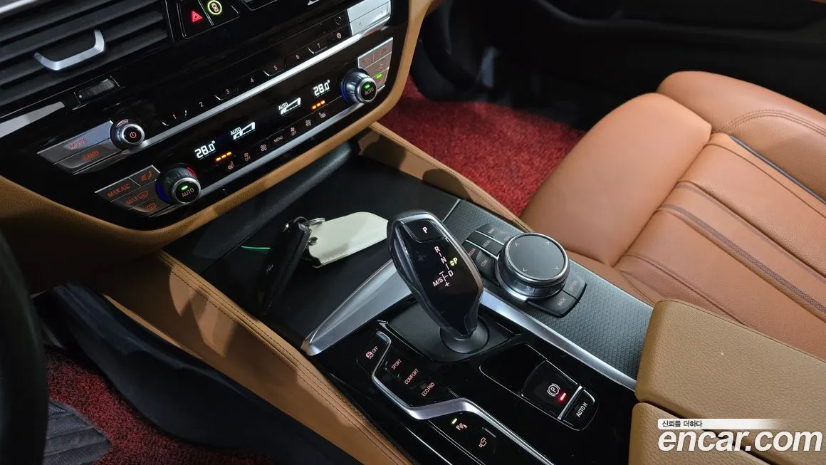 BMW 5-Series 2023 из KR, фото 10