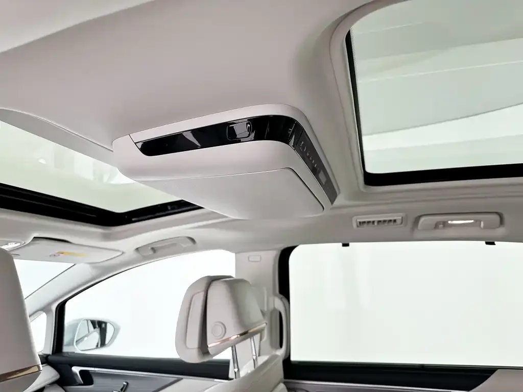 Buick GL8 Hybrid — фото 4