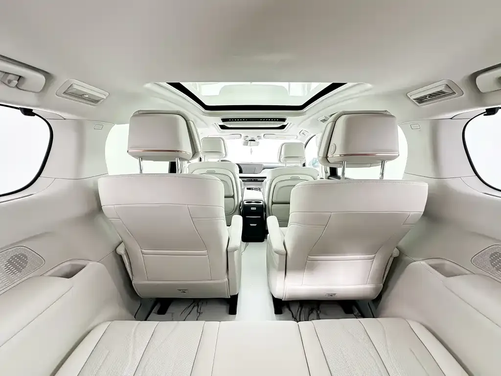 Buick GL8 Hybrid — фото 3
