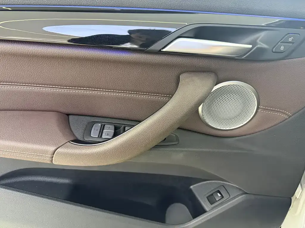 BMW X1 2022 из CN, фото 9