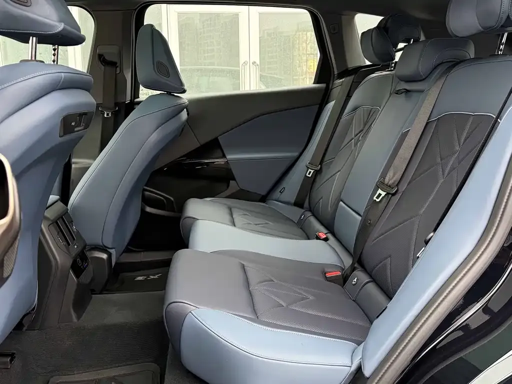 BMW X3 2025 из CN, фото 5
