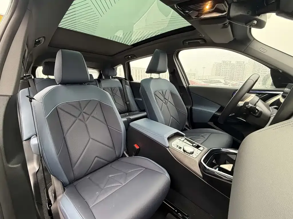 BMW X3 2025 из CN, фото 3