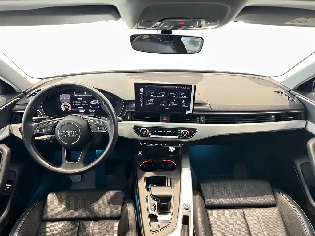 Audi A4L 2021 из CN, фото 8