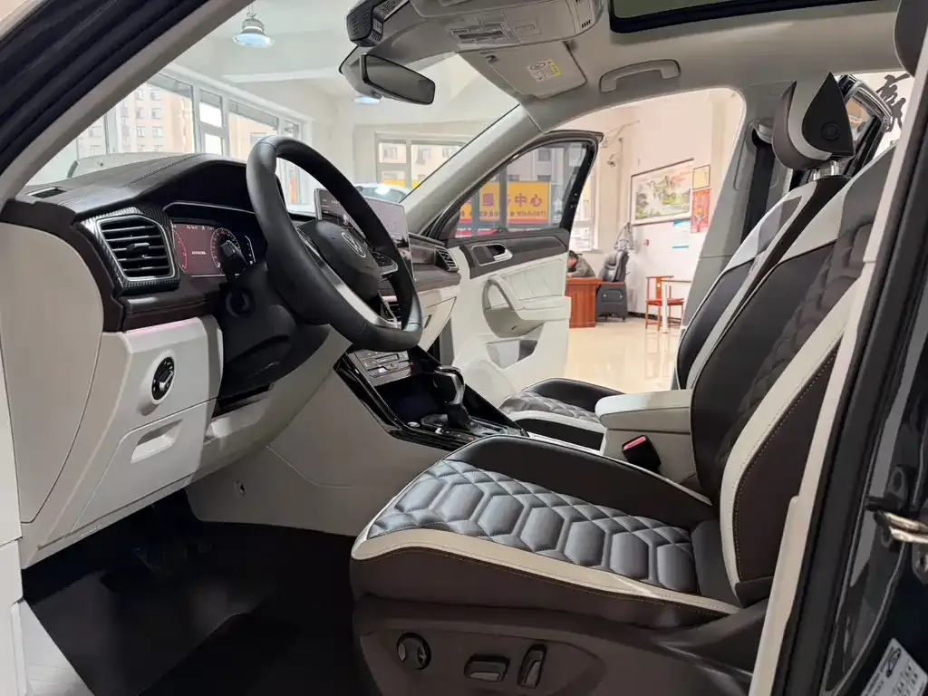 Volkswagen Tayron 2023 из CN, фото 10
