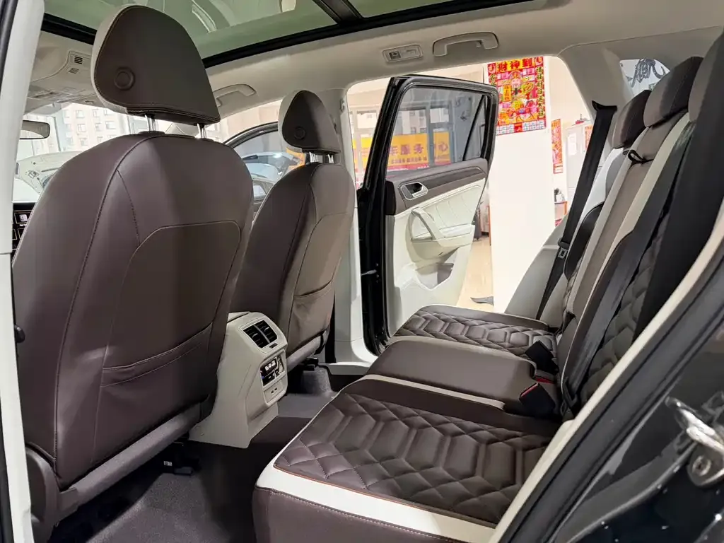 Volkswagen Tayron 2023 из CN, фото 5