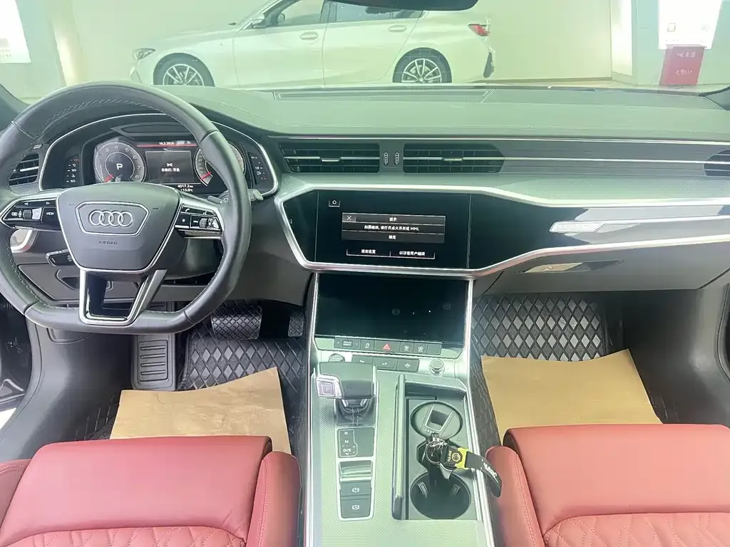 Audi A7L 2024 из CN, фото 5