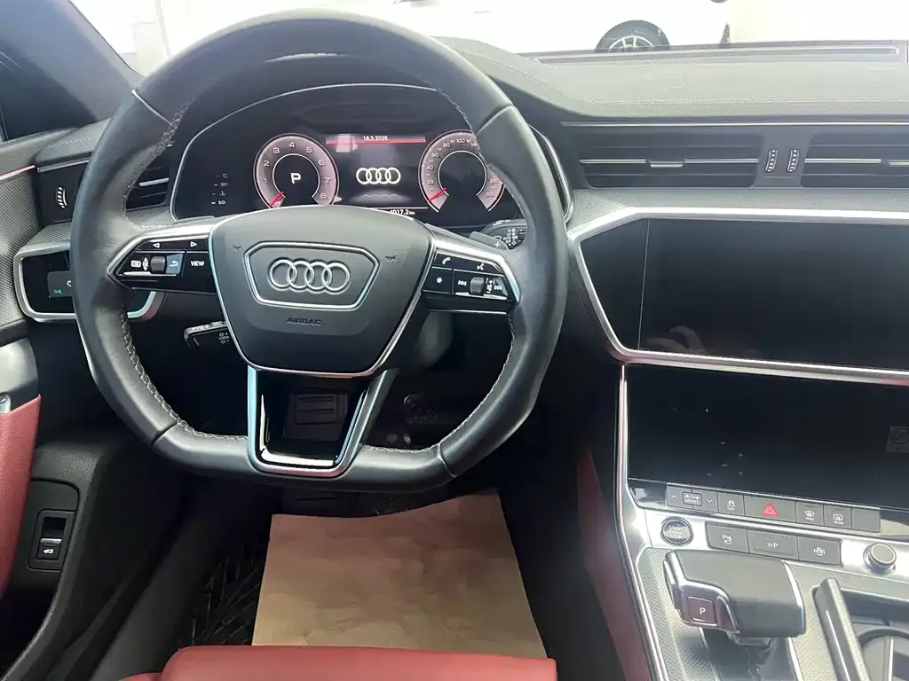Audi A7L 2024 из CN, фото 9