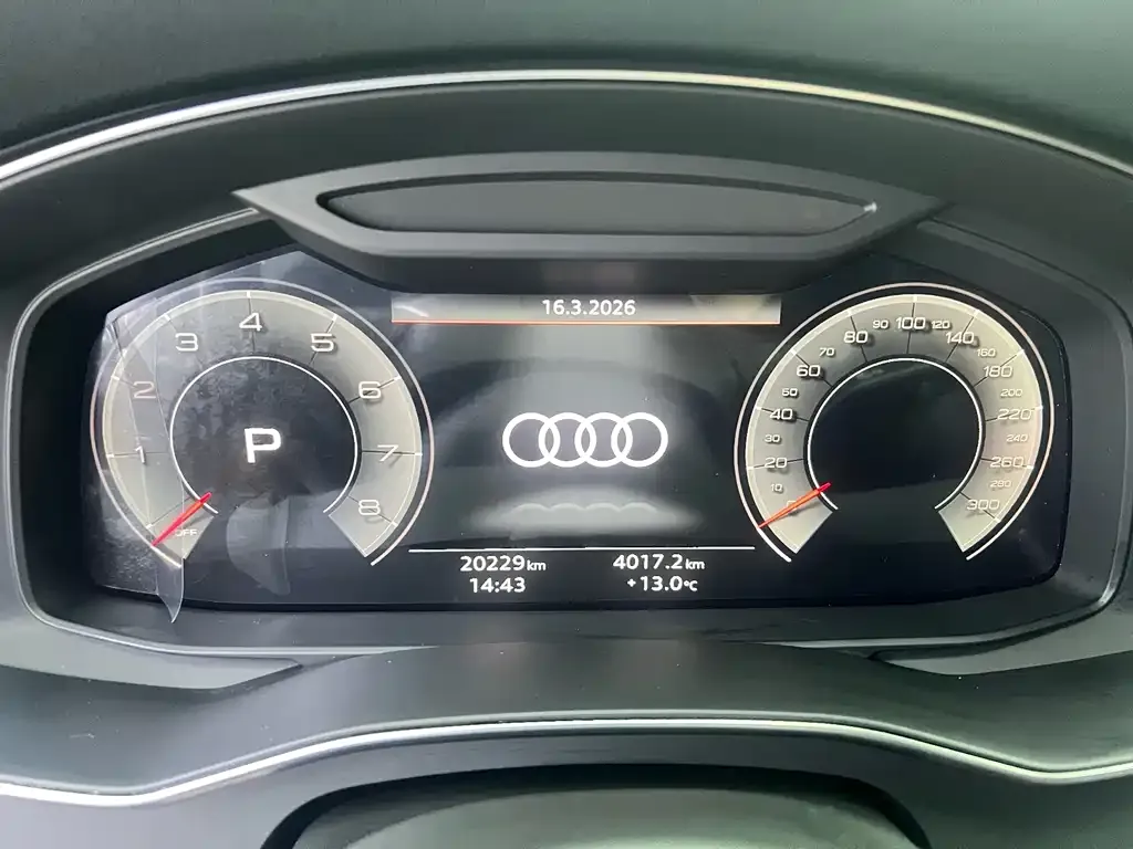 Audi A7L 2024 из CN, фото 4