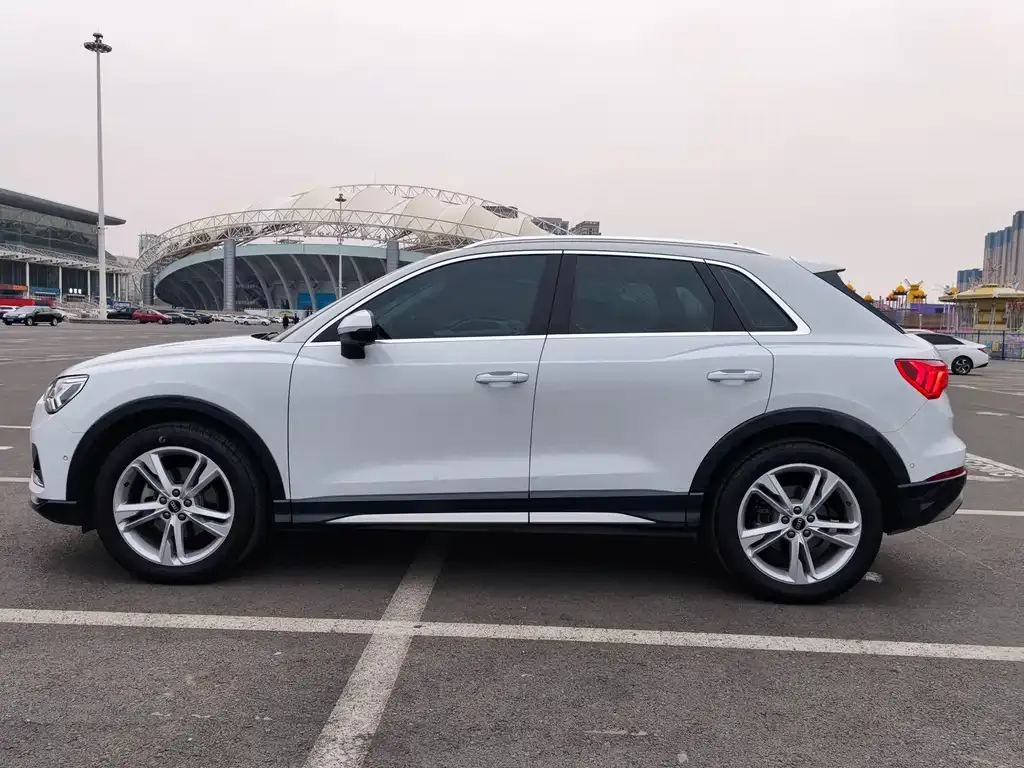 Audi Q3 — фото 3