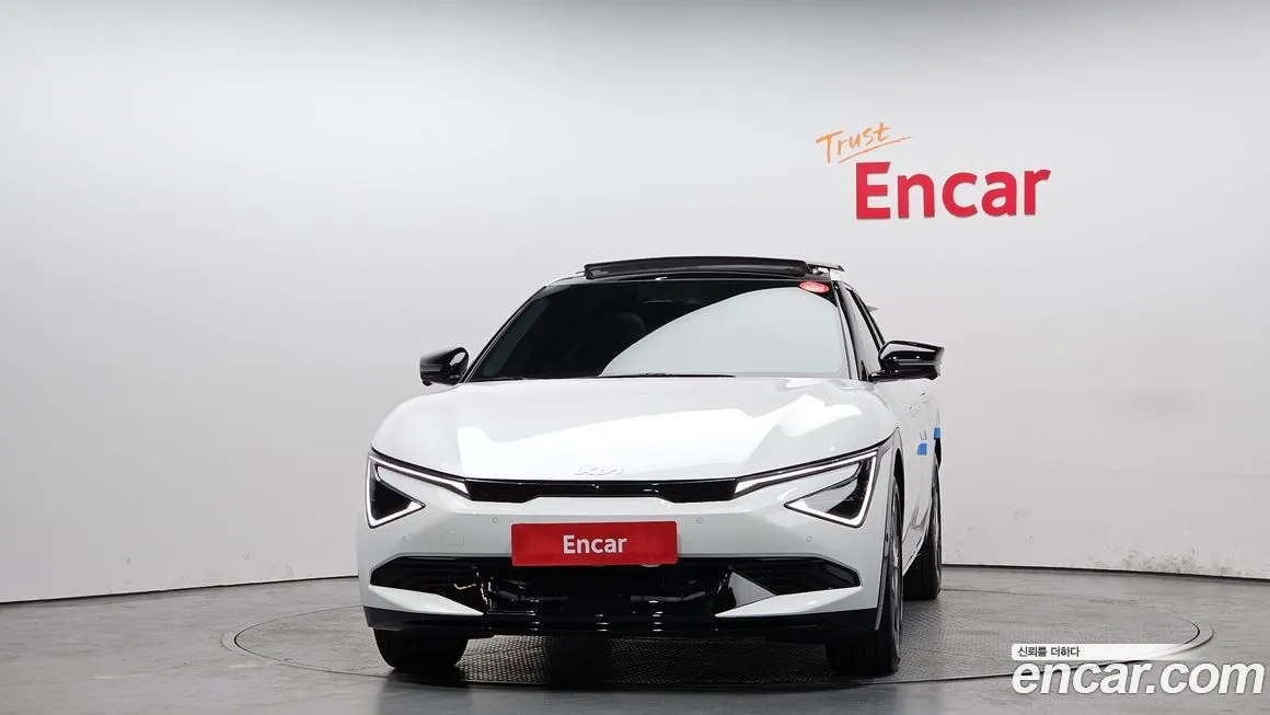 Kia EV6 — фото 3