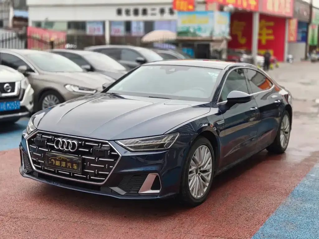 Audi A7L 2024 из CN, фото 1