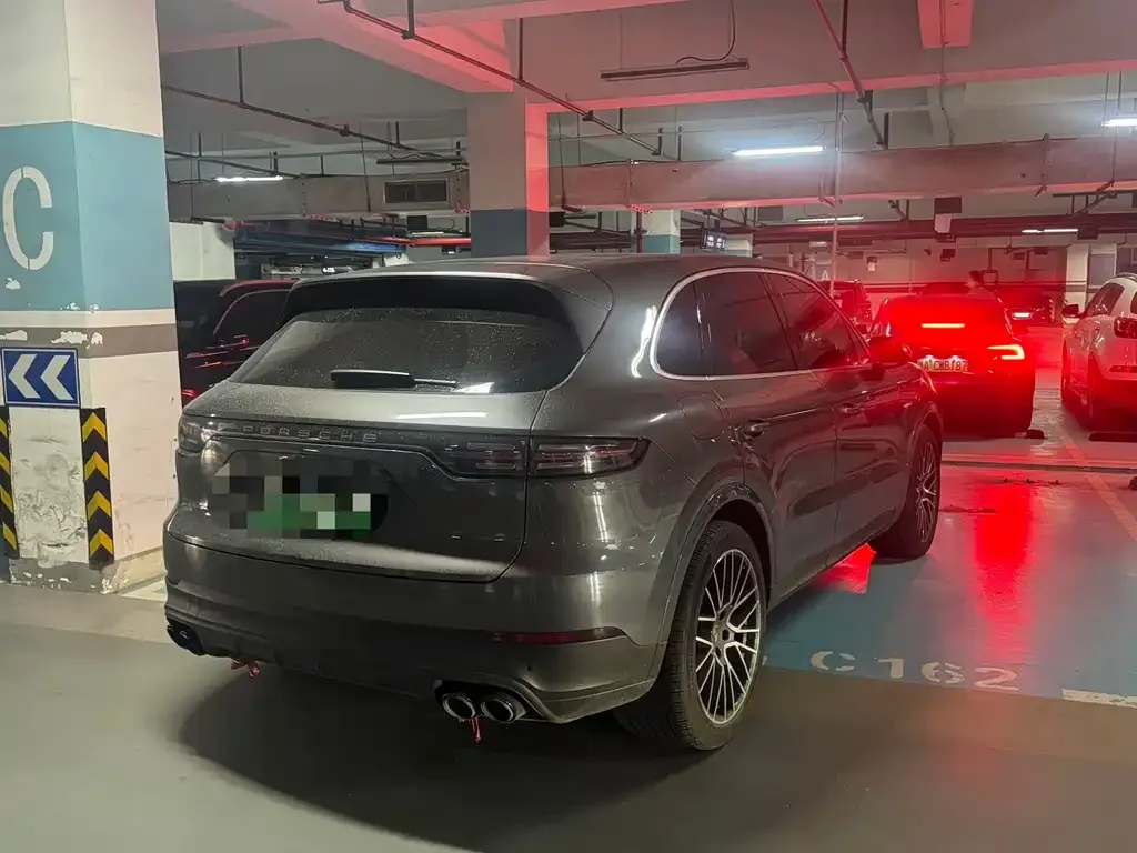 Porsche Cayenne Hybrid 2022 из CN, фото 3