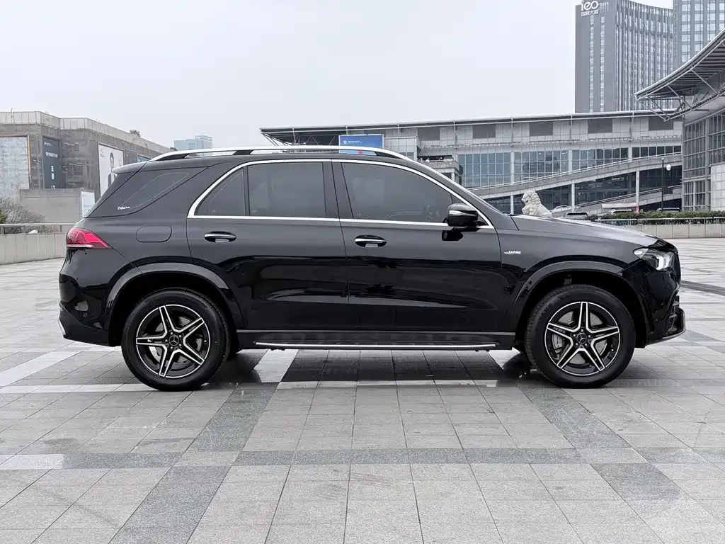 Mercedes-Benz GLE AMG — фото 9