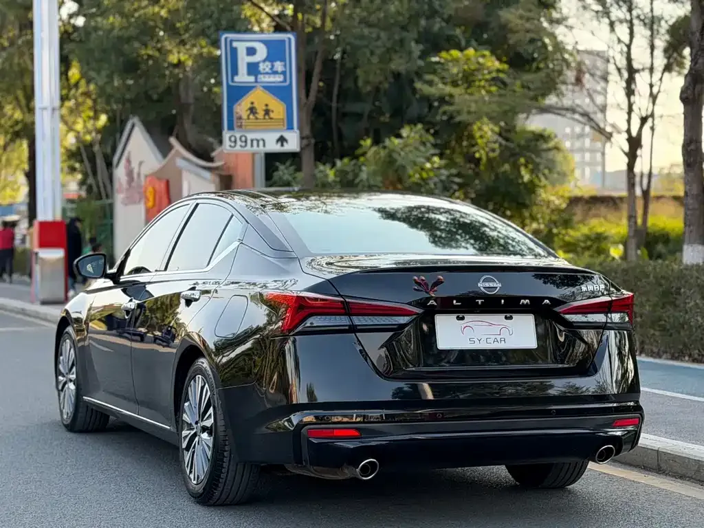 Nissan Teana — фото 10