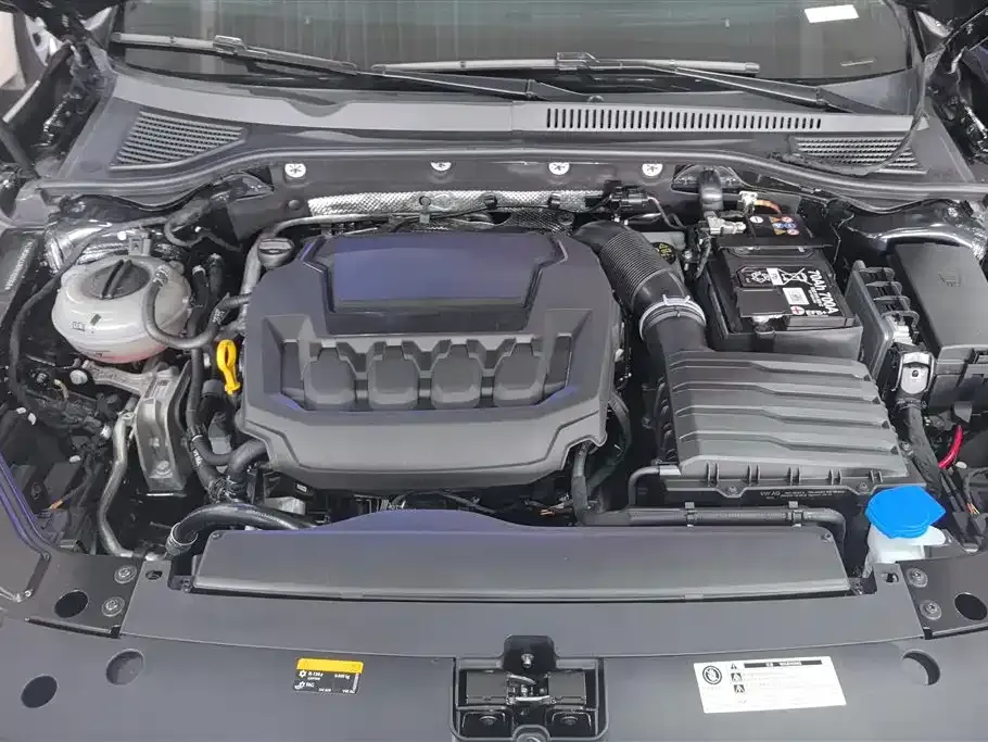 Volkswagen Passat 2024 из CN, фото 10