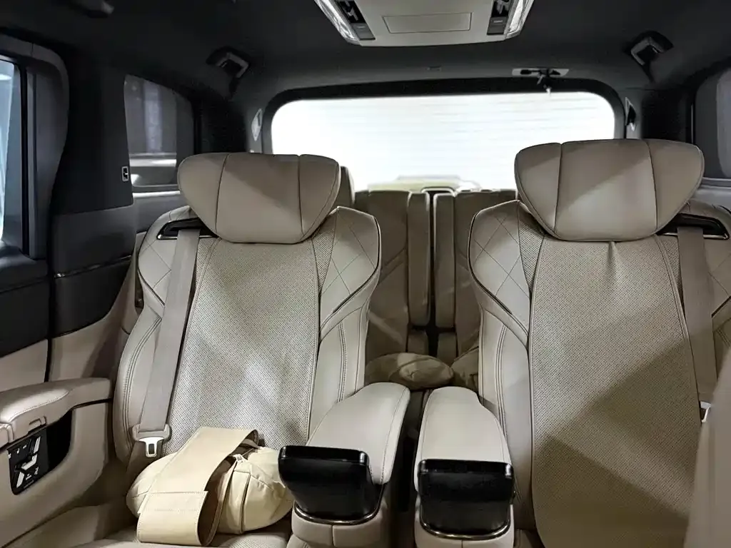 Toyota Vellfire 2024 из CN, фото 4